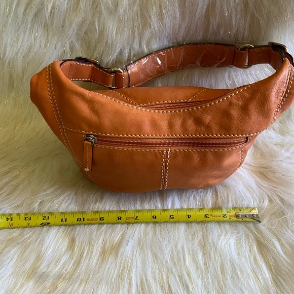 Tignanello Orange shoulder Purse - Picture 6 of 6